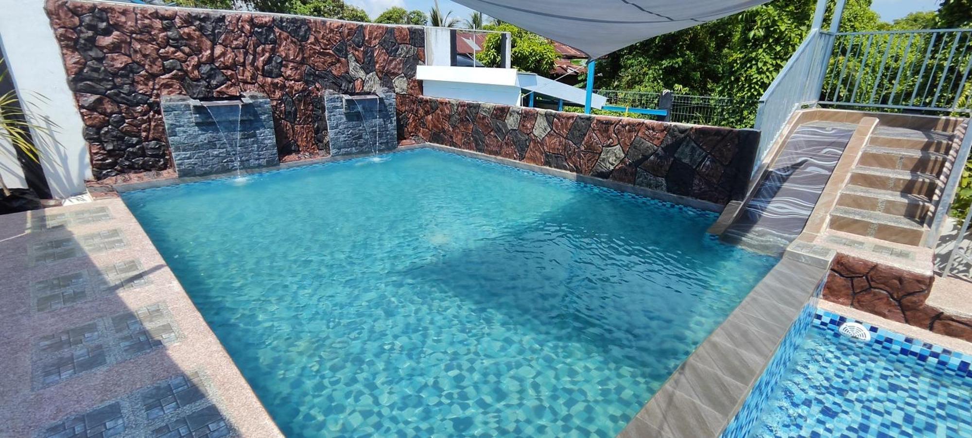 Aleesa Roomstay Pasir Puteh Ngoại thất bức ảnh